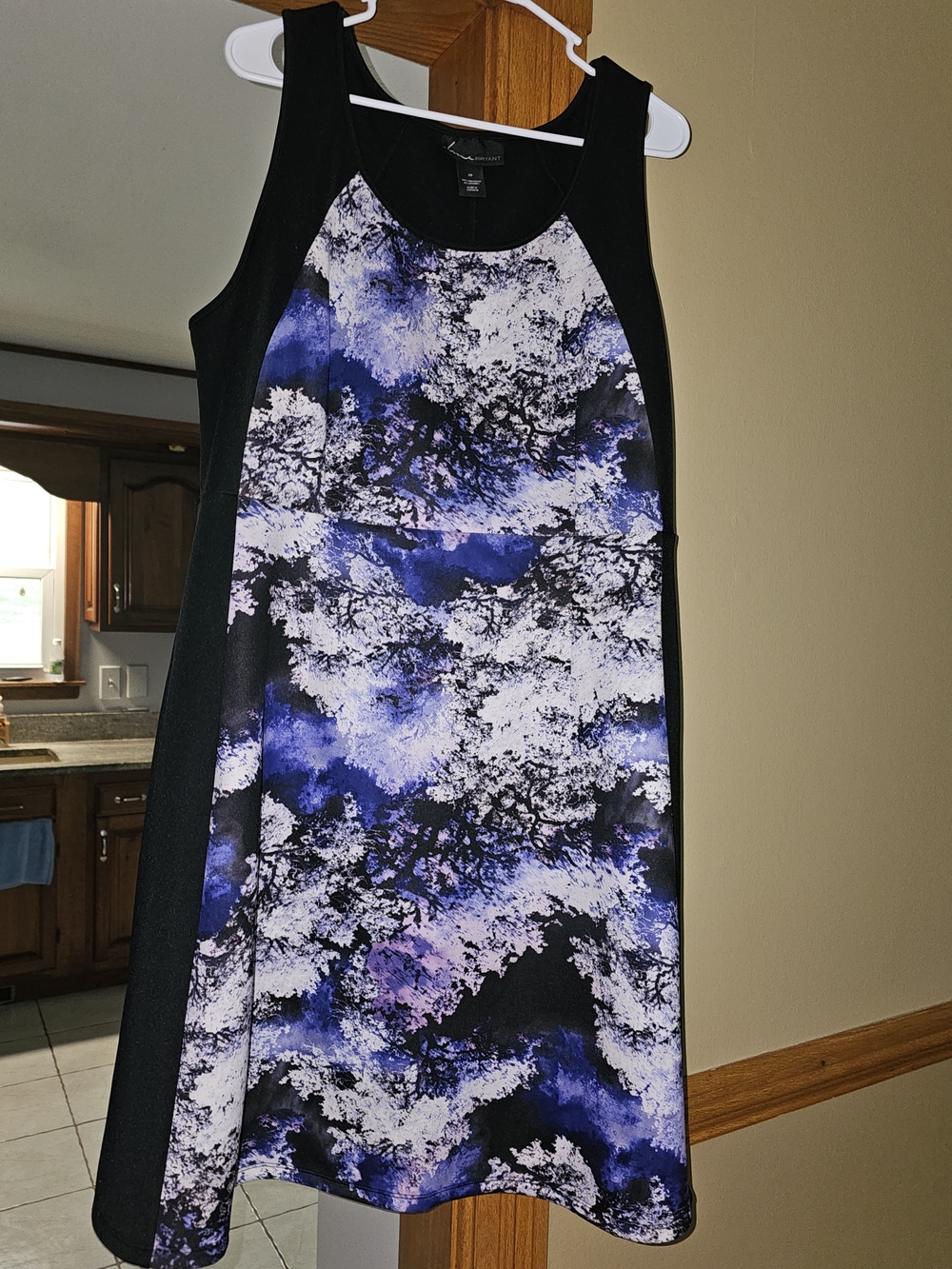 Sleeveless Black & Blue Abstract Print Dress